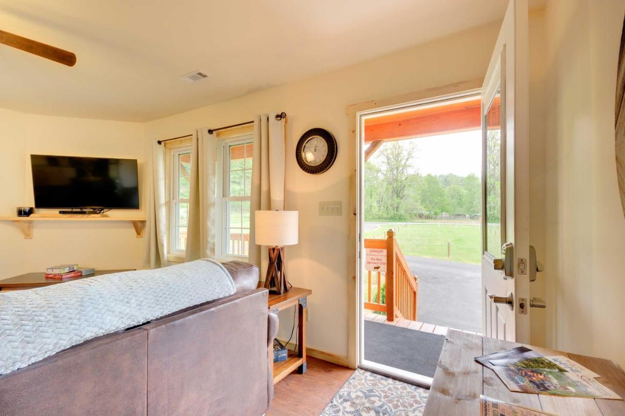 Cozy Bryson City Cabin 5 Miles To Downtown! Εξωτερικό φωτογραφία