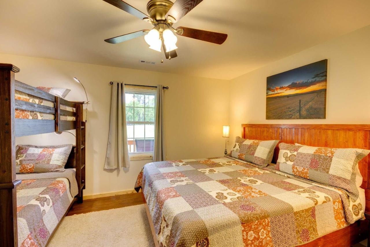 Cozy Bryson City Cabin 5 Miles To Downtown! Εξωτερικό φωτογραφία